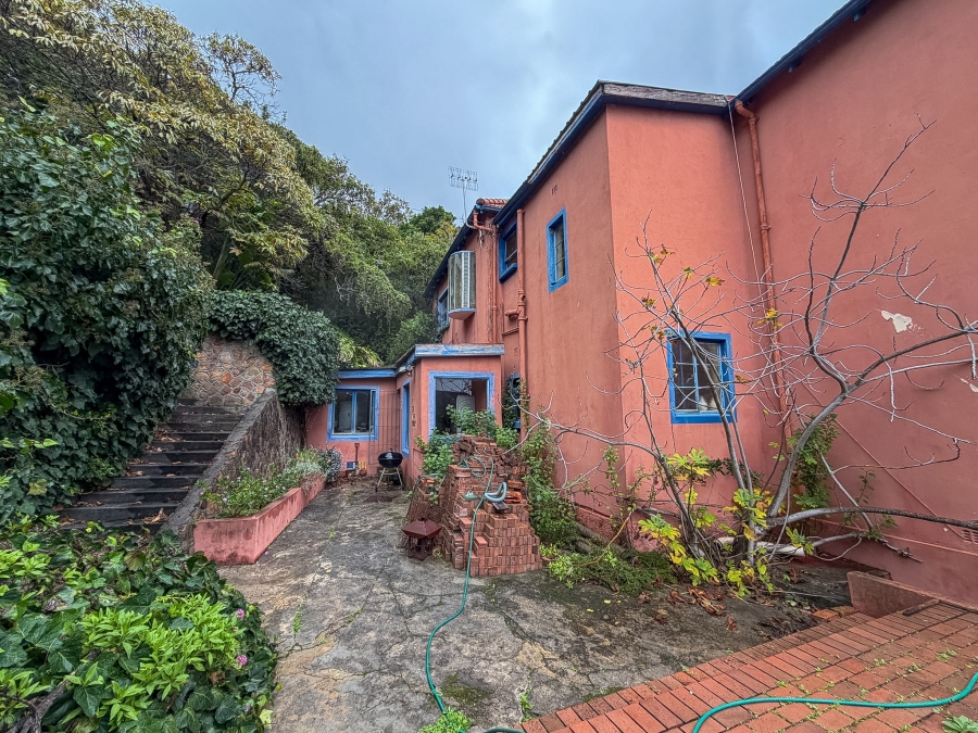 3 Bedroom Property for Sale in Oranjezicht Western Cape